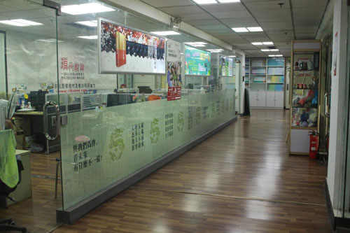 陜西現(xiàn)代日韓語(yǔ)職業(yè)培訓(xùn)學(xué)校內(nèi)景 陜西現(xiàn)代日韓語(yǔ)職業(yè)培訓(xùn)學(xué)校內(nèi)景