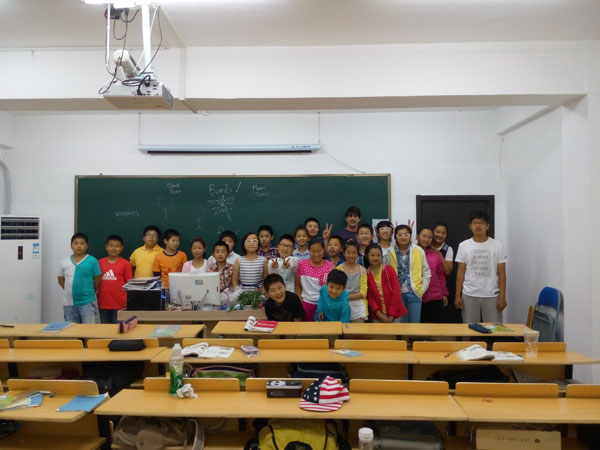 錦州市星輝外國語培訓(xùn)學(xué)校學(xué)生上課圖 錦州市星輝外國語培訓(xùn)學(xué)校學(xué)生上課圖