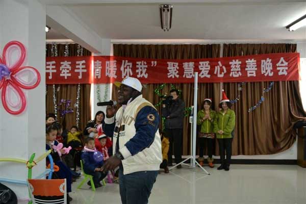 萊州市聚慧職業(yè)培訓(xùn)學(xué)校外教參加文藝活動