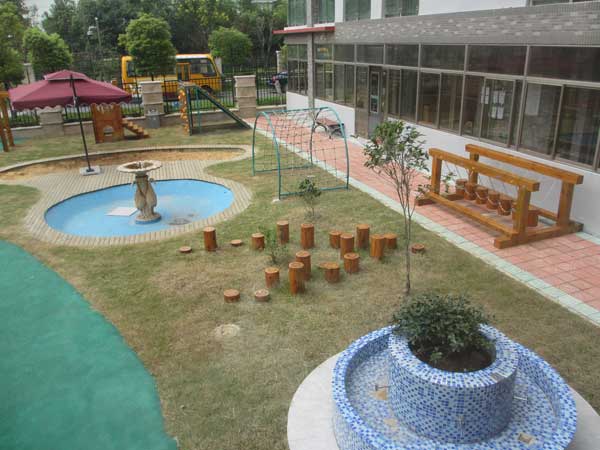 泰州智蒙幼兒園金通梅園分園戶外設(shè)施