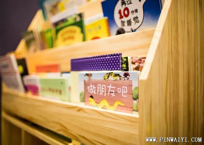 美吉姆繪本區(qū).jpg 美吉姆繪本區(qū).jpg