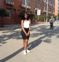 津巴布韋本科外教的照片