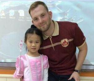 AAA外教國際-提供的美國本科外教wj25234553