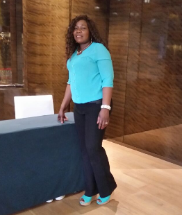 津巴布韋?？仆饨痰恼掌? border=