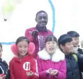 喀麥隆本科外教的照片