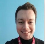 塞爾維亞本科外教的照片