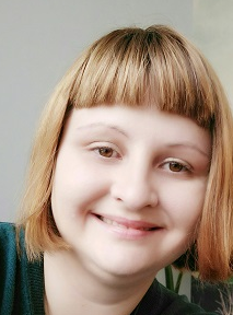 波蘭本科外教的照片