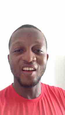 加納本科外教的照片