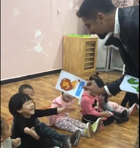 巴基斯坦本科外教的照片