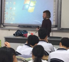 英國碩士外教的照片