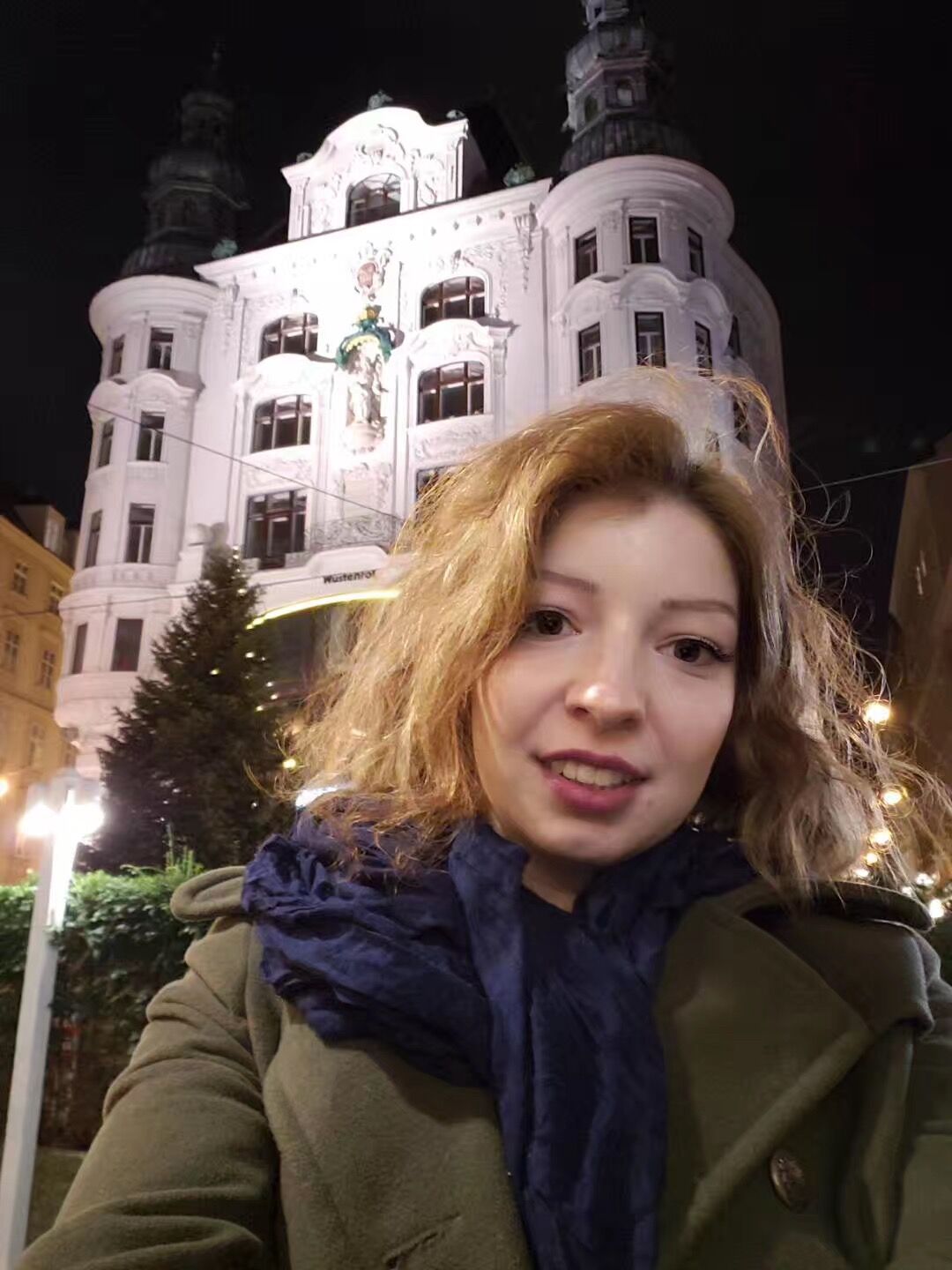 未知碩士外教的照片