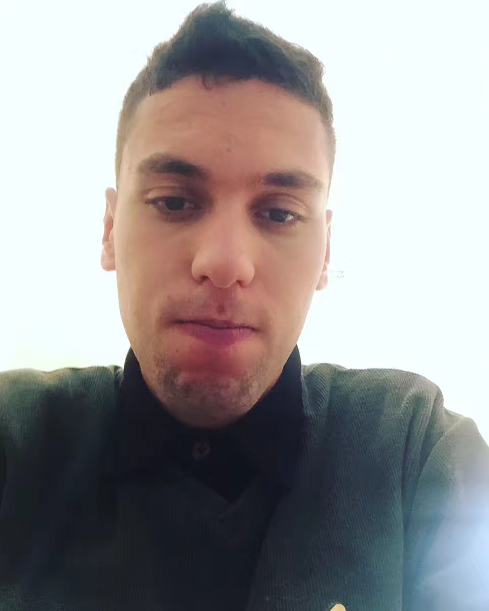 其他本科外教的照片