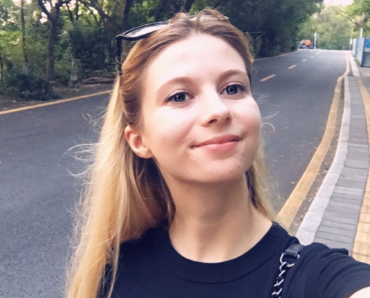 烏克蘭本科外教的照片