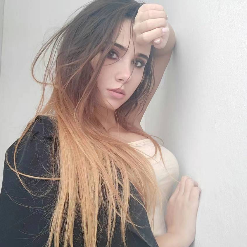 俄羅斯未知外教的照片