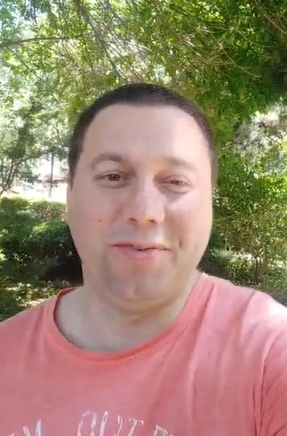 烏克蘭碩士外教的照片