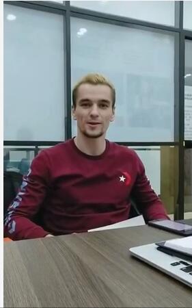 俄羅斯本科外教的照片