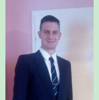 塞爾維亞本科外教的照片