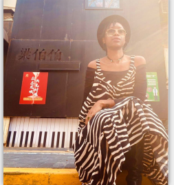 南非碩士外教wj43918786