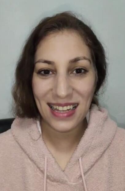 伊朗未知外教的照片