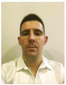 塞爾維亞本科外教的照片