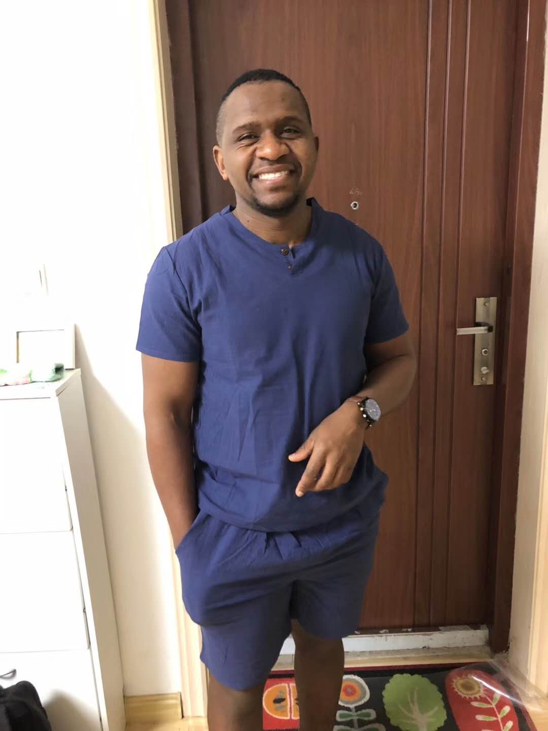 南非本科外教wj44218223