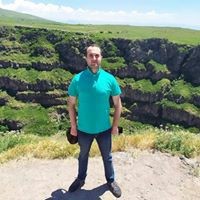 亞美尼亞本科外教的照片