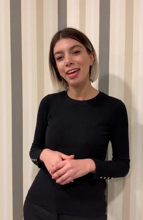 亞美尼亞本科外教的照片