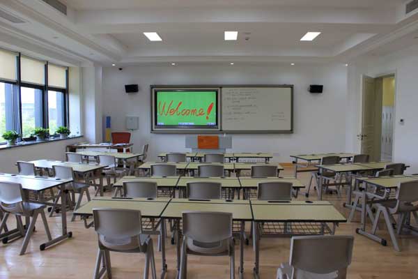 上海市師范大學(xué)附屬第二外國語學(xué)校教學(xué)環(huán)境