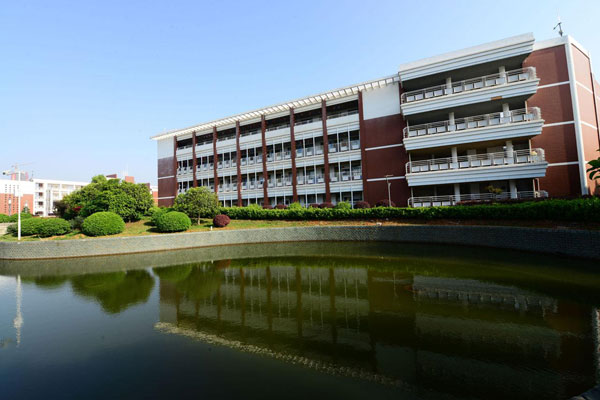 華中師范大學(xué)第一附屬中學(xué)教學(xué)環(huán)境