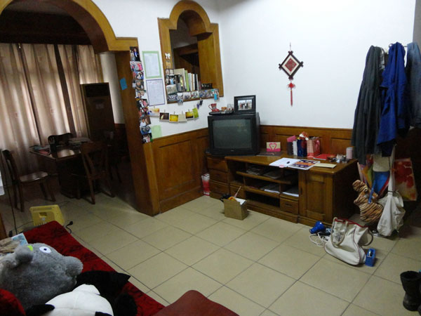 湖北省荊州中學(xué)外教公寓客廳