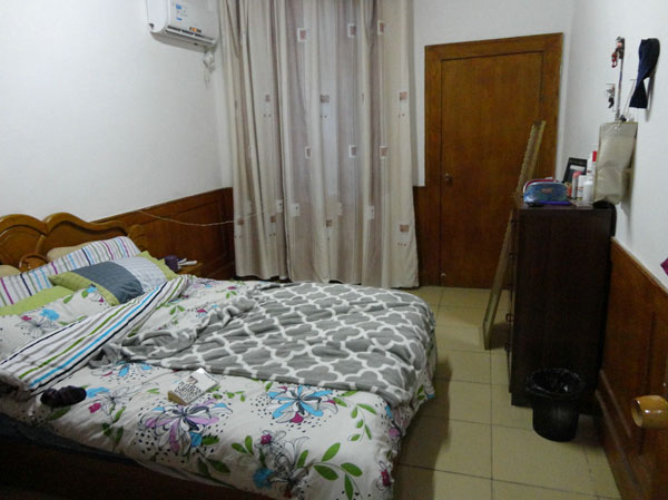 湖北省荊州中學(xué)外教公寓臥室