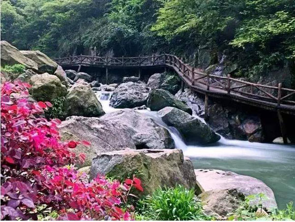 金華市浦江縣仙華外國語學(xué)校旅游資源