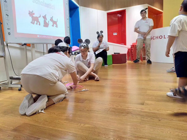美國學(xué)樂兒童英語武漢中心教學(xué)活動