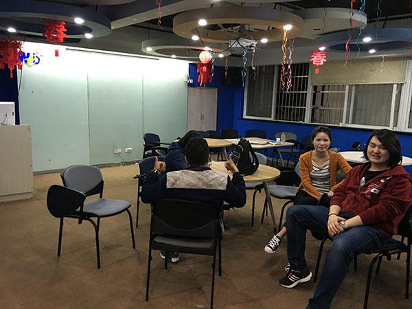 韋博國際英語義烏市曼哈頓英語培訓(xùn)中心招聘外教-接待廳